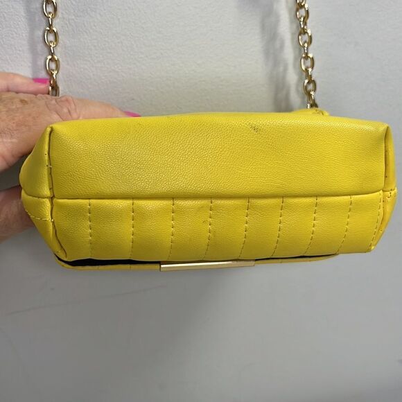 Primark Bright Yellow Crossbody Bag - Picture 9 of 10